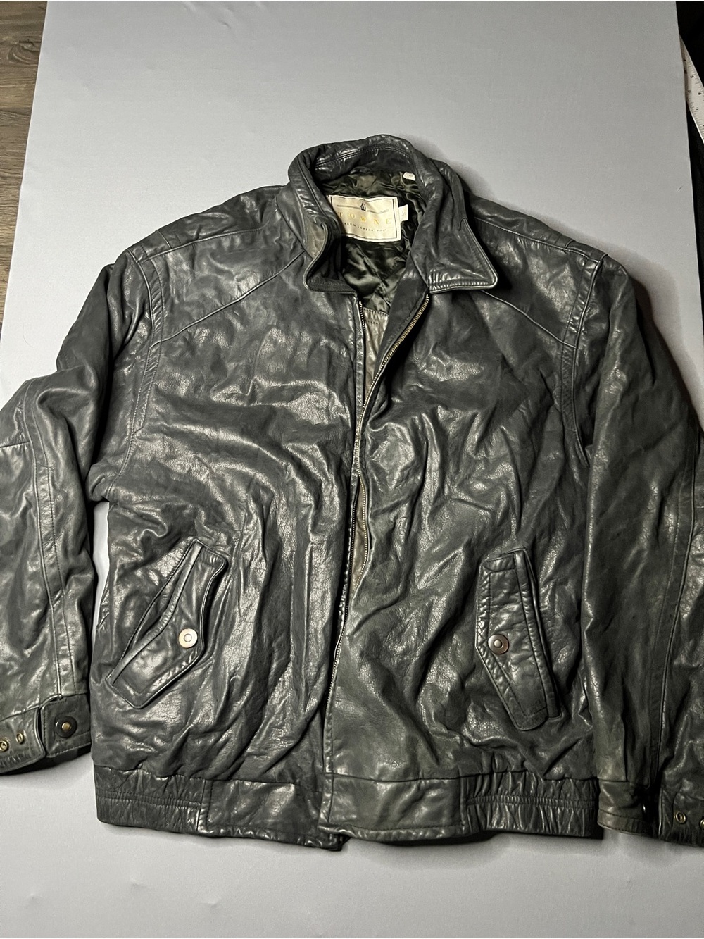 Towne by London fog Black Leather Bomber Jacket - Classic Zip Front